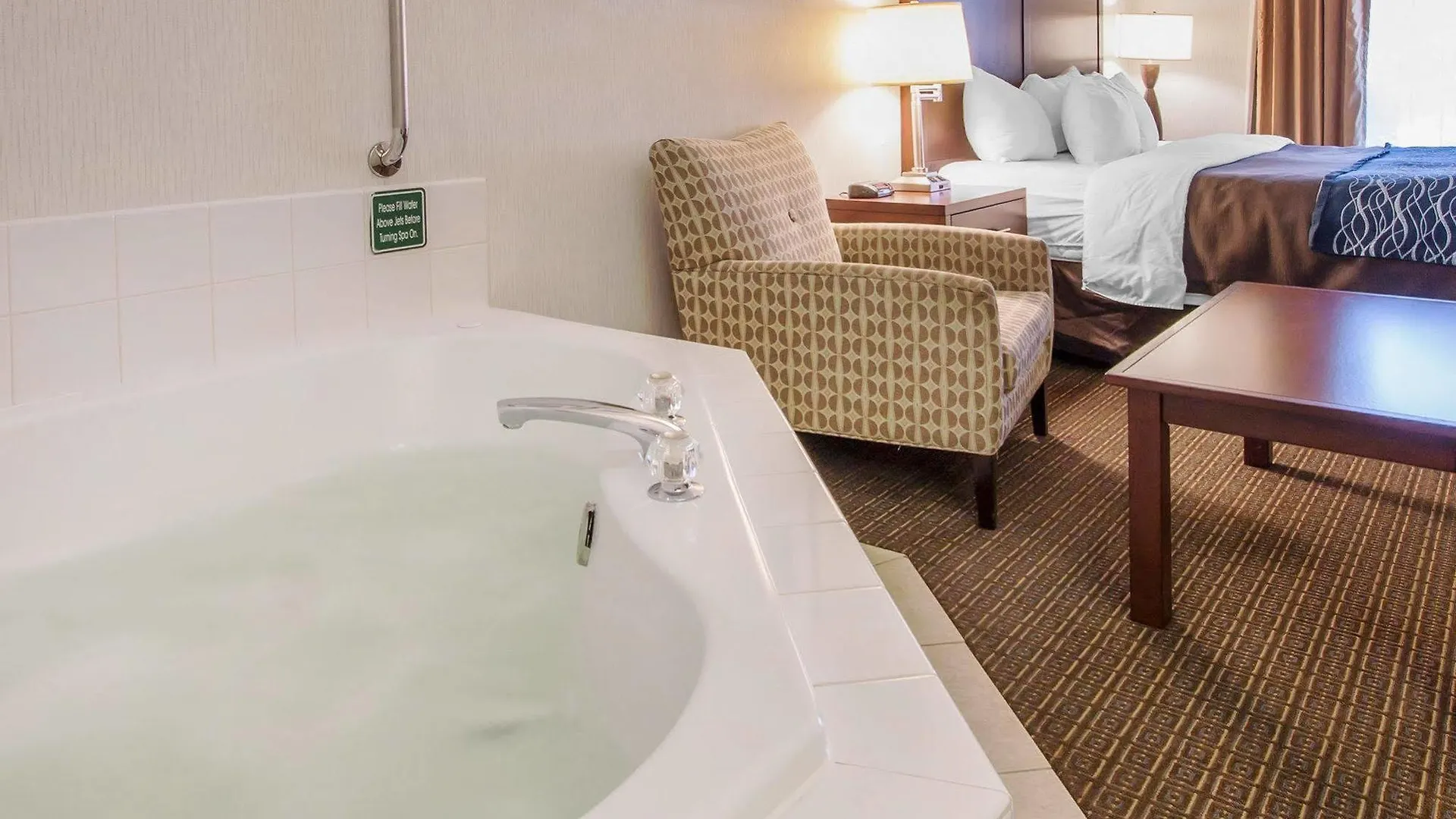 Comfort Inn & Suites-Portland Airport Portland