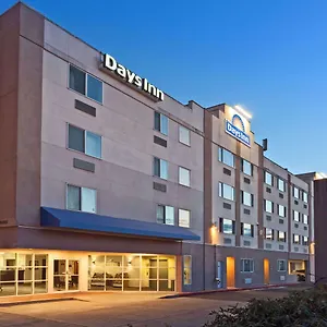Days By Wyndham Airport United States